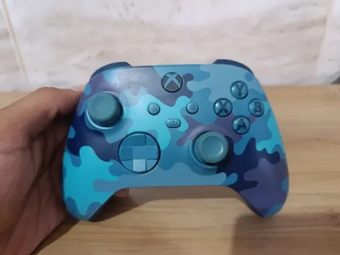 Controle Xbox Series S Camuflado Azul 