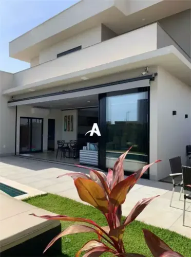 Casa em Condomínio com 284m² à venda no Cyrela Buritis