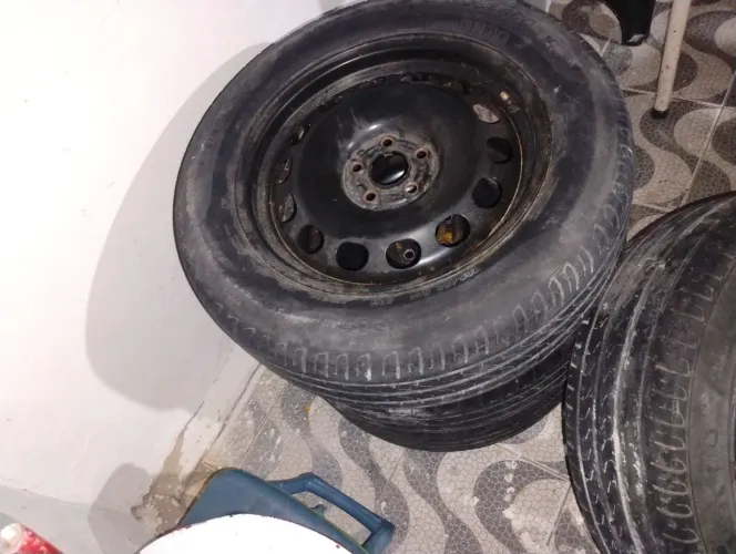 Rodas 16 com pneus