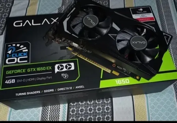 Placa de vídeo GALAX 1650 4gb