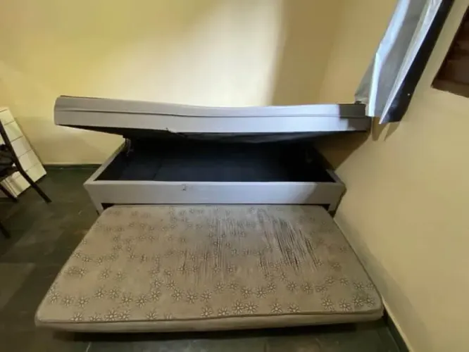 Cama solteiro box baú, com bicama