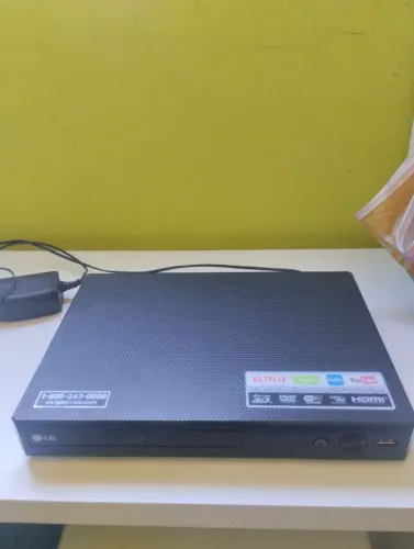 Blu Ray 3D - LG com wireless
