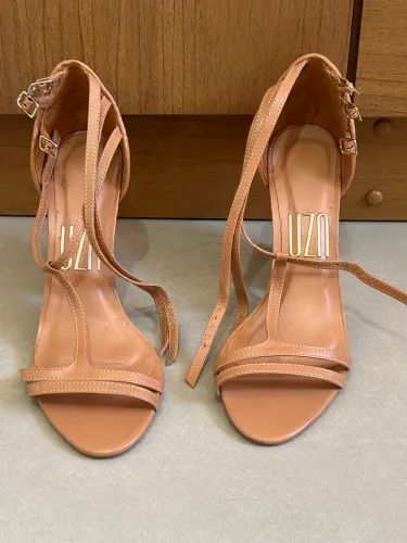Sandália UZA Nude Salto Alto - Tamanho 38