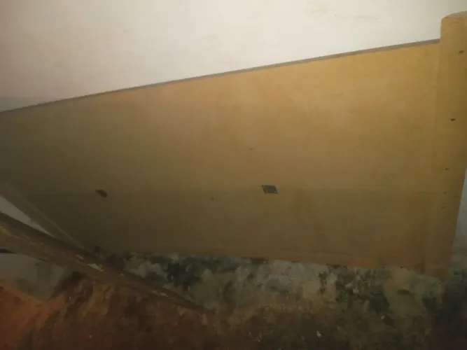Painel grande, só com. Algumas marcas de uso.