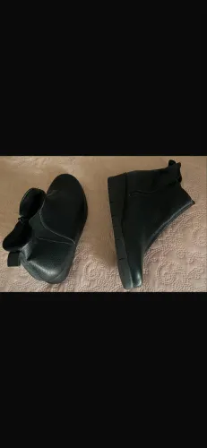 Bota Usaflex em Couro Preto - Elegância e Conforto Premium