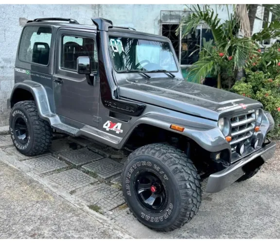Troller T-4 4X4 3.0 TB Int. Cap. Rígida Diesel 2007