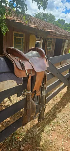 Sela de tem roping