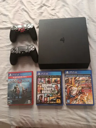 Ps4 slim HD 500 Gigas completo.