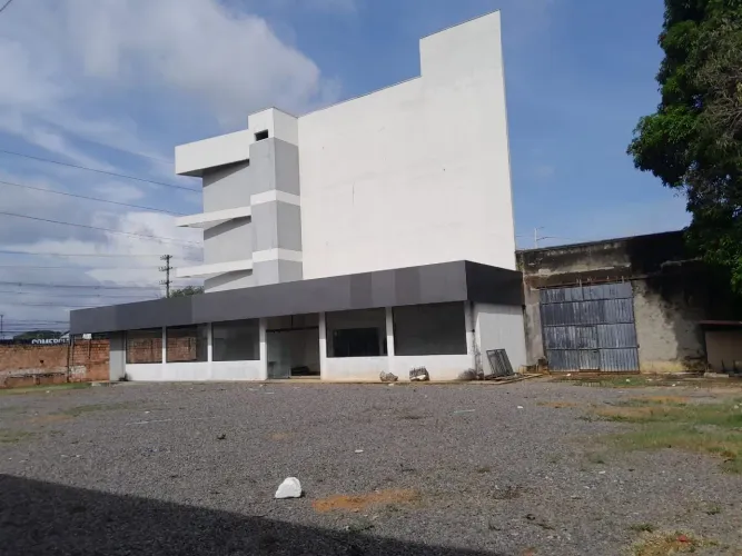 Ponto Comercial 1.200m2. para galpão e grande empresa. Estrada da ponta negra .