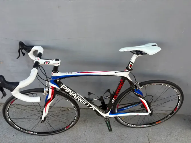Pinarello FPquattro tamanho 55 11 velocidades