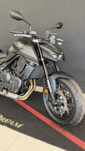 Honda CB 750 Hornet 2026