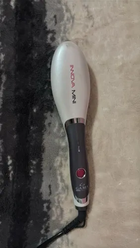 Escova alisadora NOVA NUNCA USADA
