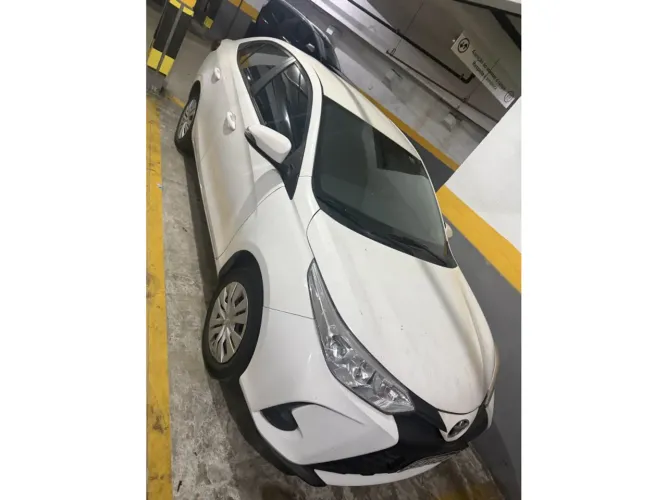 Toyota Yaris XL Live Sedan 1.5 Flex 16V 4P AUT 2024