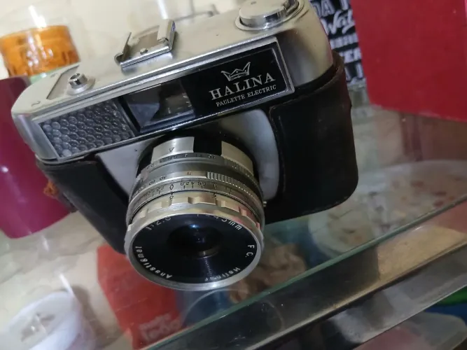 Máquina fotográfica halina paulette