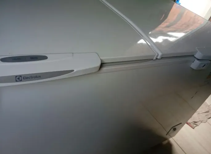Vendo uma freezer duas portas