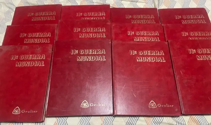 Vendo coleção da segunda guerra mundial. $320