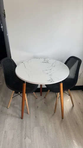 Conjunto mesa com cadeiras