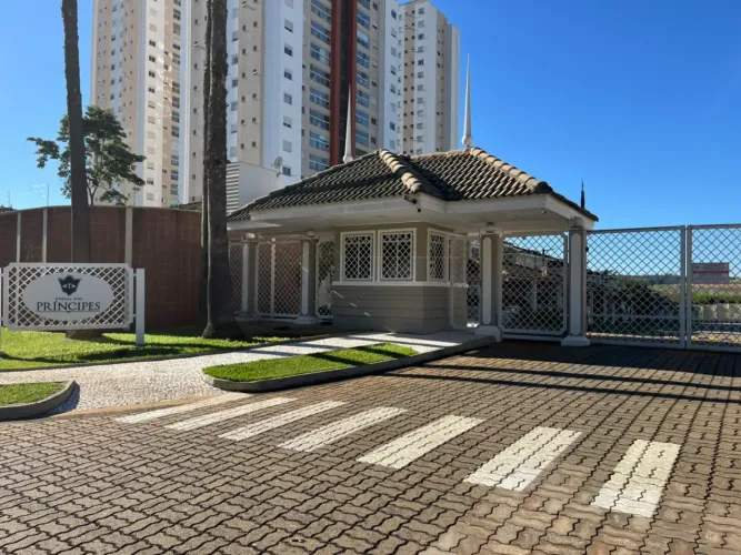 Casa com 03 Quartos com Planejados, sendo 01 Suite no Condominio Portal dos Principes - Li
