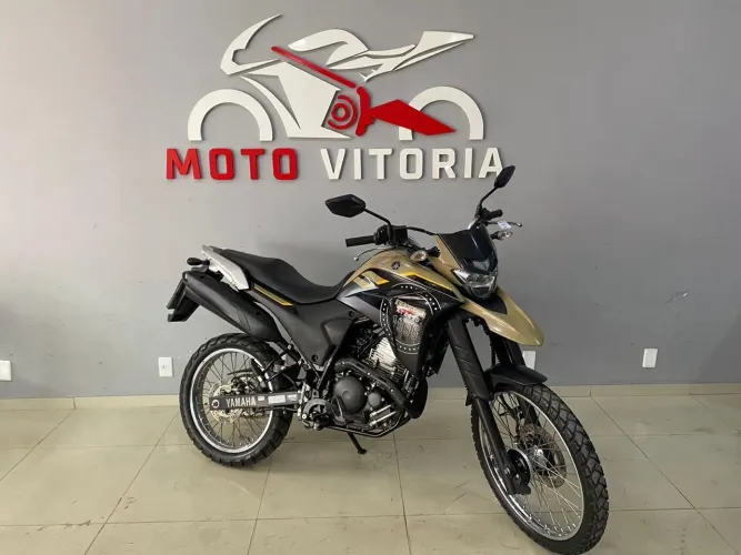 Yamaha Lander 250c com apenas 2.800 kms impecável 