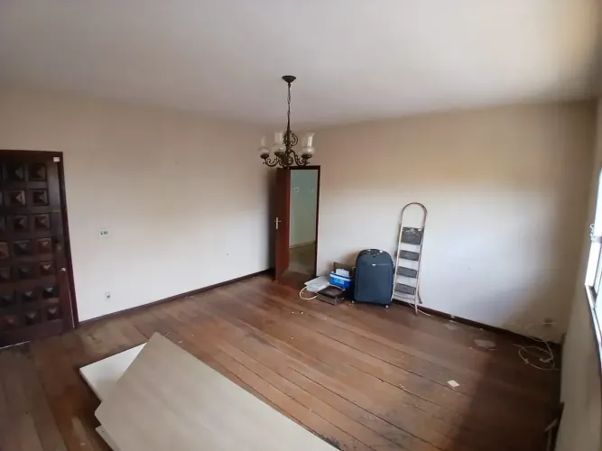 Imóvel para aluguel possui 360 metros quadrados com 5 quartos em Santa Inês - Belo Horizon