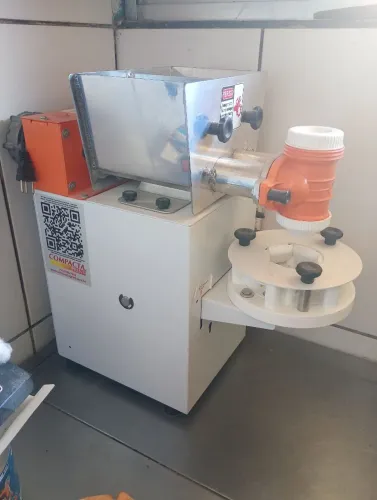 Vende se excelente máquina de saldados
