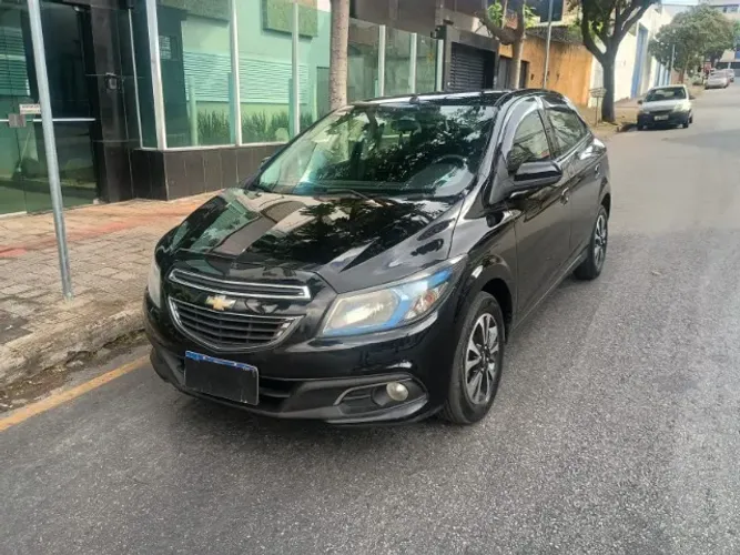 Chevrolet Onix Hatch LTZ 1.4 8V Flex Power Mec. 4P 2015