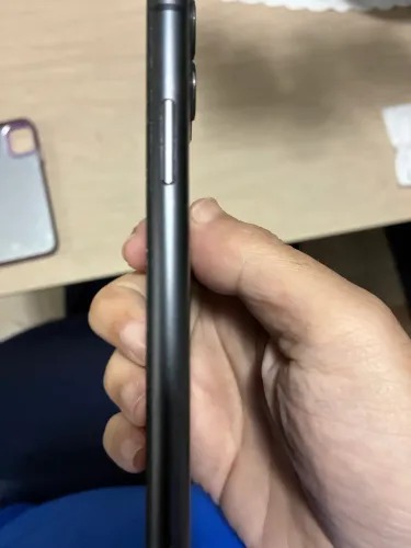 iPhone 11