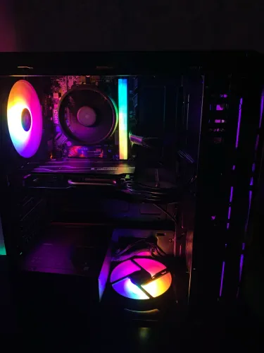 Kit Ryzen 5600X | RX7600 8GB | 16GB RAM RGB
