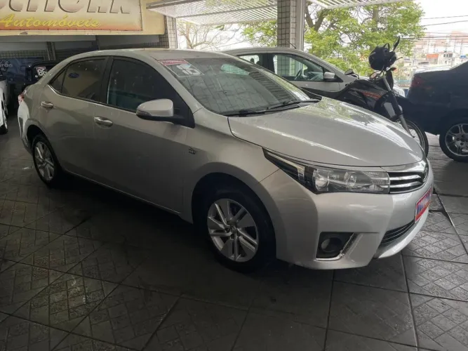 Toyota Corolla GLI 1.8 Flex 16V Aut. 2016