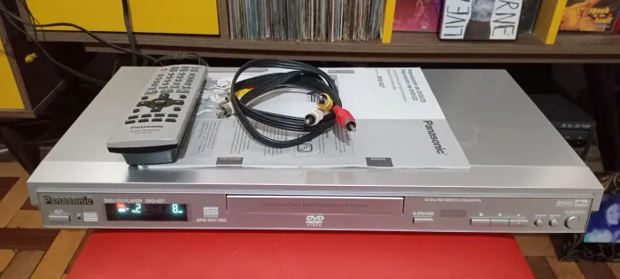 PANASONIC DVD / CD PLAYER DVD-S27