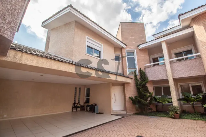 Casa de Condomínio com 4 Dormitórios (Suítes) à Venda no Jardim Prudência, São Paulo -SP