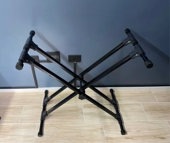 Suporte para Teclado Duplo X VSPT-04 Visão Musical - Suporta até 40kg