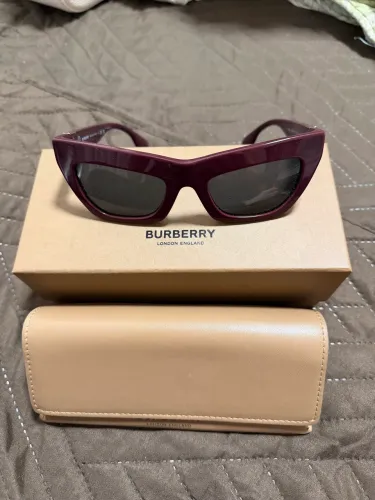 Óculos Burberry 