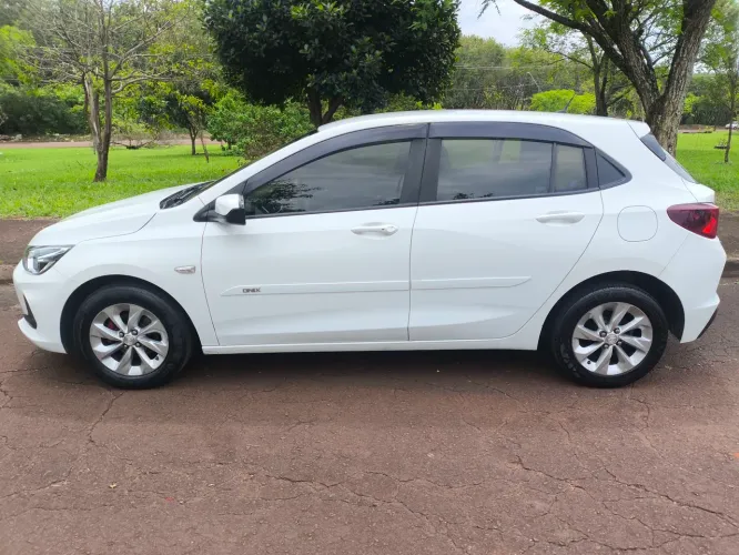 Chevrolet Onix Hatch LT 1.0 12V Flex Mec. 4P 2021