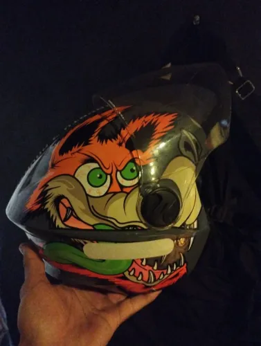 Capacete