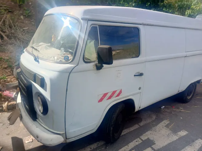 Volkswagen Kombi Furgão 1998