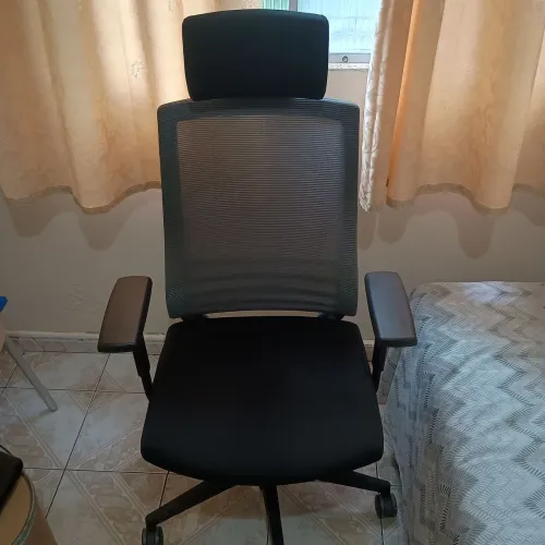 Cadeira ergonômica 