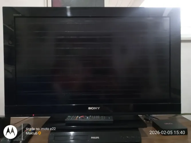 TV Sony 32 polegadas + suporte para parede 