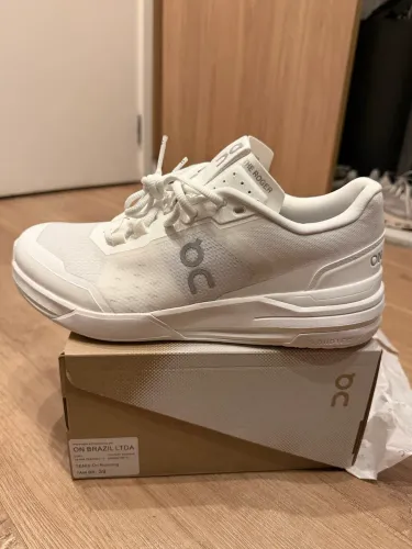 Tenis on Roger ADV Pro