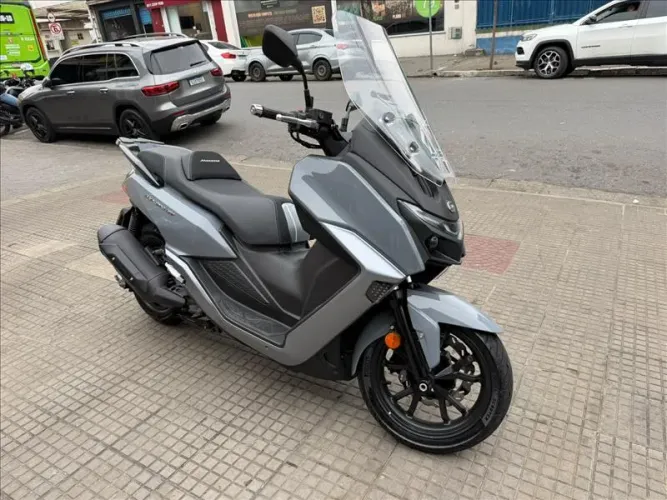 Dafra Maxsym 400 gt