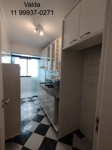 Apartamento para alugar. Lindo e muito bem localizado, próximos de comércios e do transpor