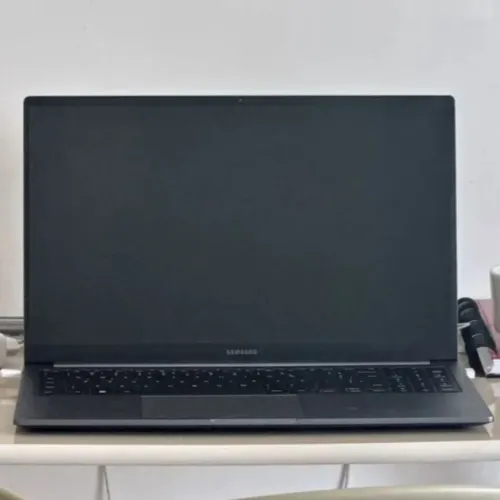 Notebook Samsung book 4