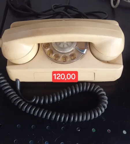 Telefone Antigo Vintage. 