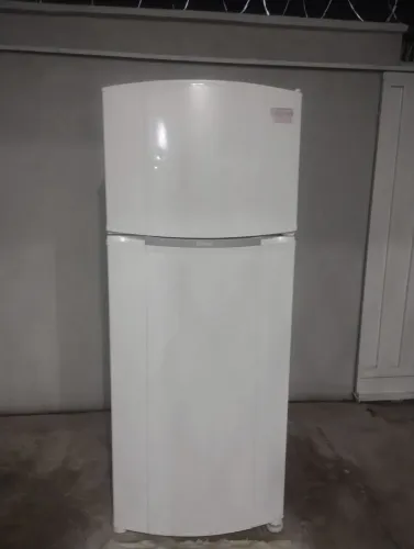 Geladeira duplex Frost Free 