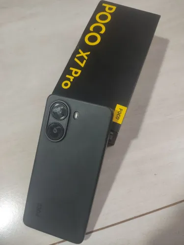poco x7 pro 512G / 12 ram
