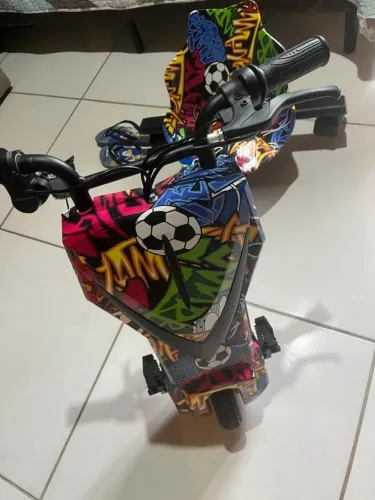 TRICICLO ELÉTRICO QUE FAZ DRIFT