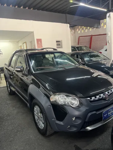 Fiat Strada Adventure1.8/ 1.8 Locker Flex CD 2012