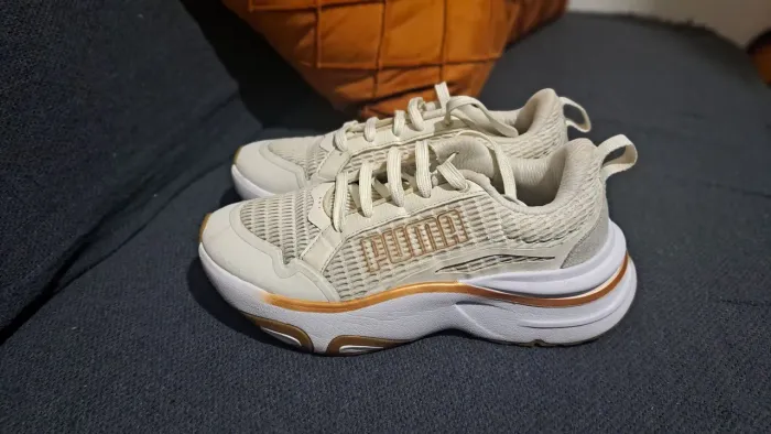 Tênis Puma super confort