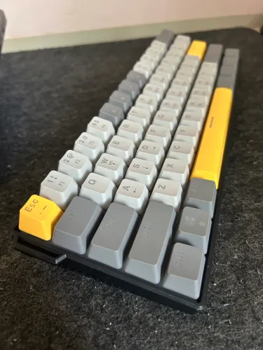 Teclado Mecânico com fio - Ajazz NK61 RGB 