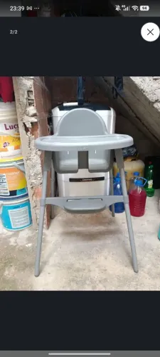 Cadeirinha de alimentação 